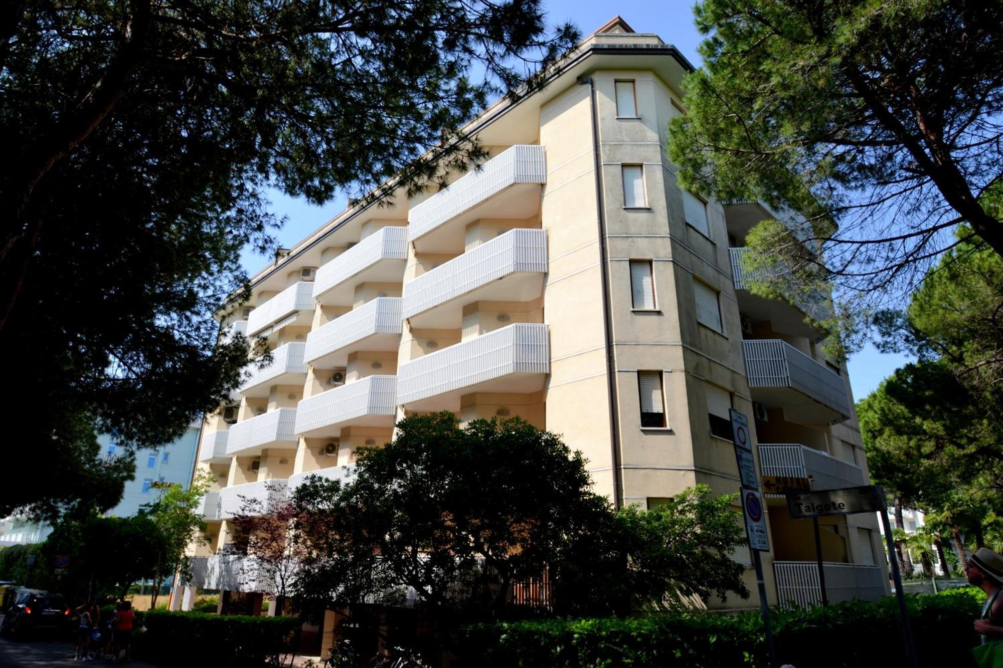 Horizon Apartment บิบิโอเน ภายนอก รูปภาพ